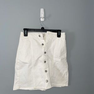 White denim skirt